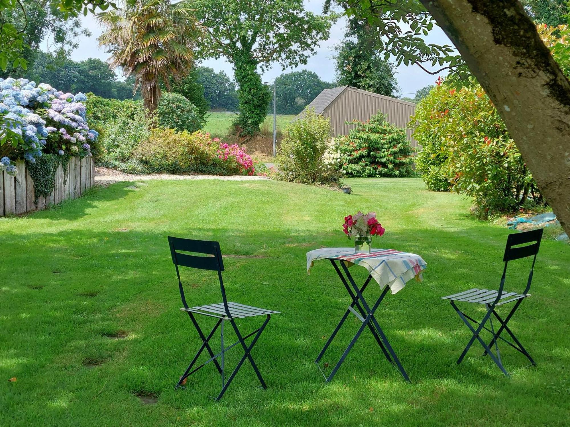 La Maison De Marie, Au Coeur De La Campagne Avec Table D'Hotes Sur Reservation Kérien 외부 사진